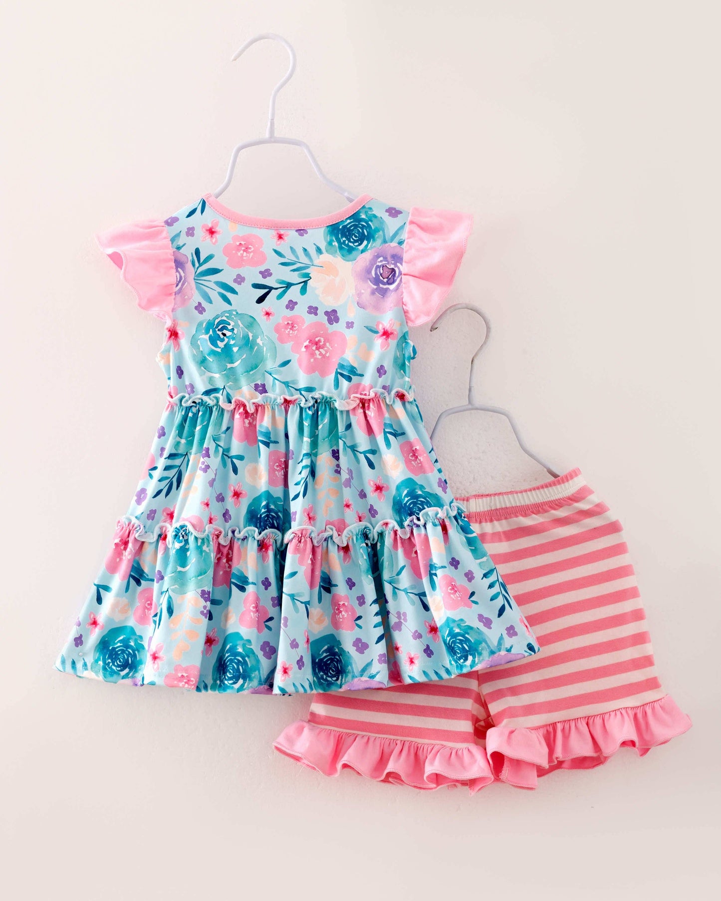 Pastel Plaid Flower Pocket Outfit with shorts