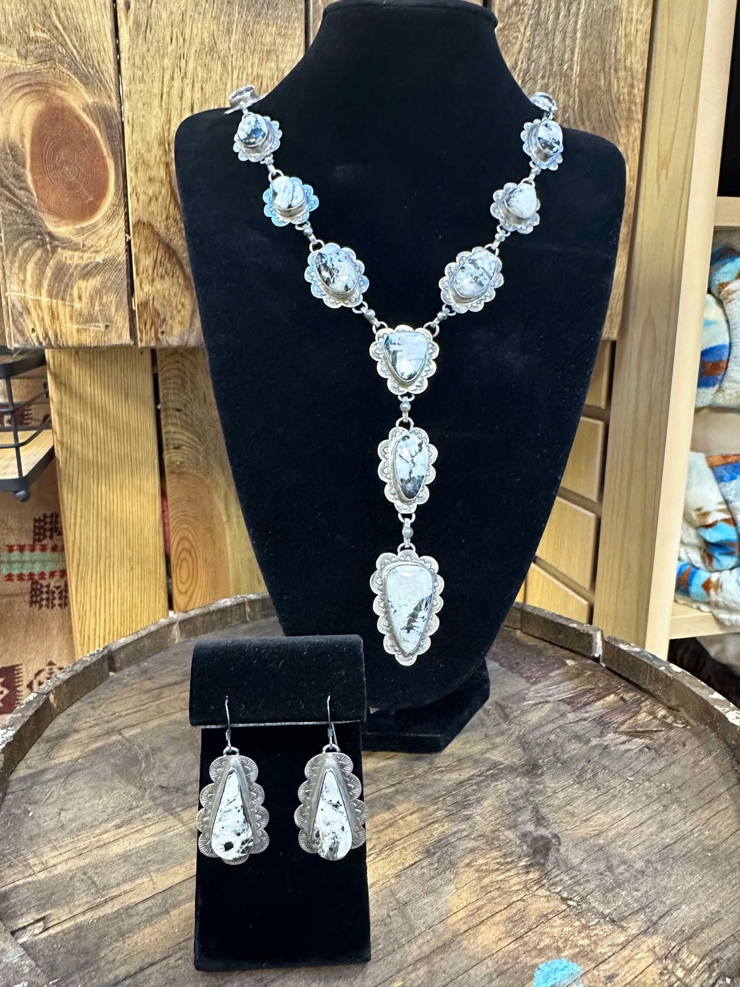 White Buffalo Lariat necklace and matching earrings set