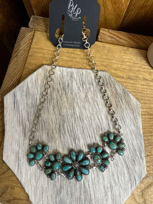 Flower choker necklace with half clusters 16.5" chain