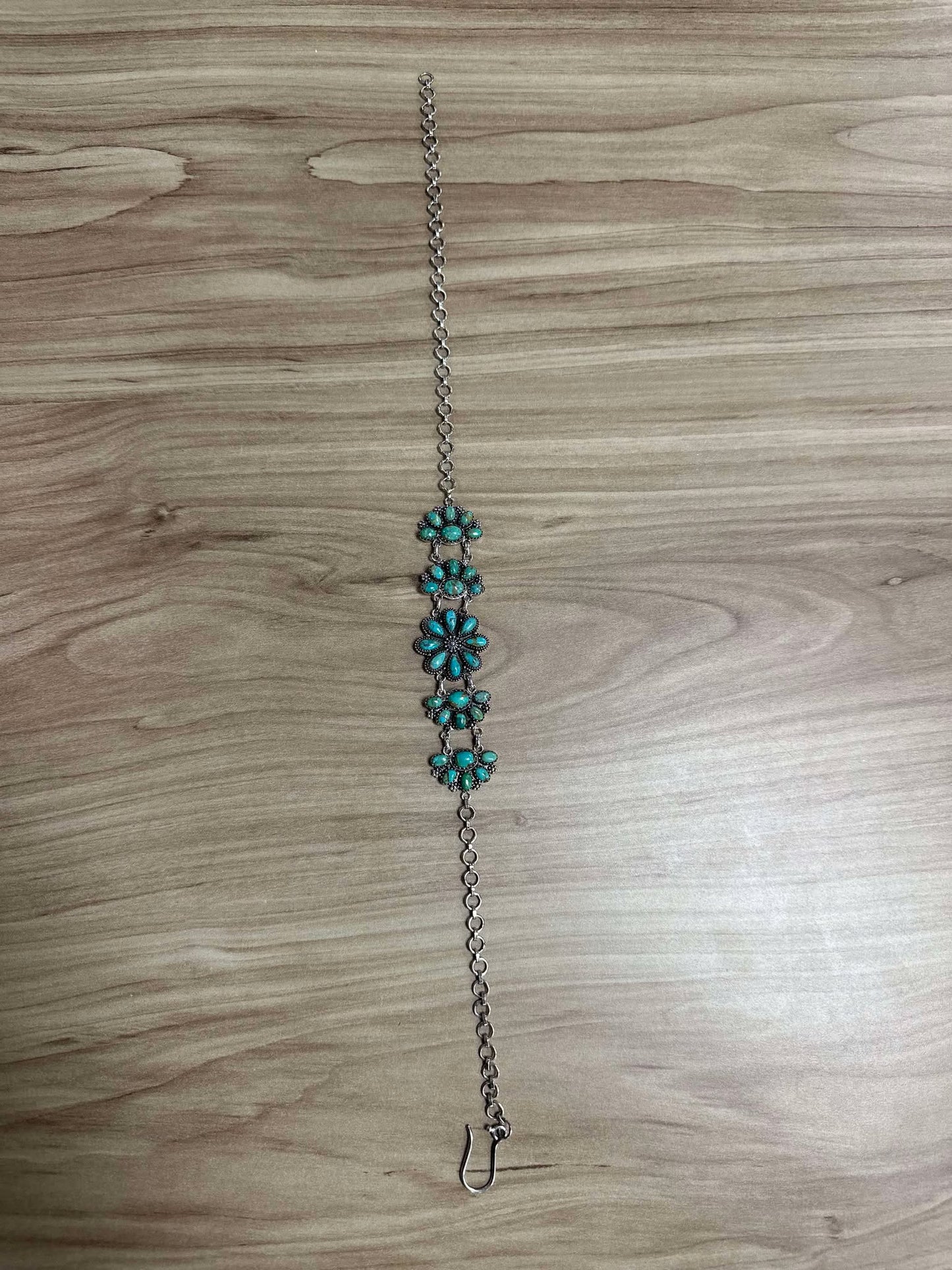 Flower choker necklace with half clusters 16.5" chain