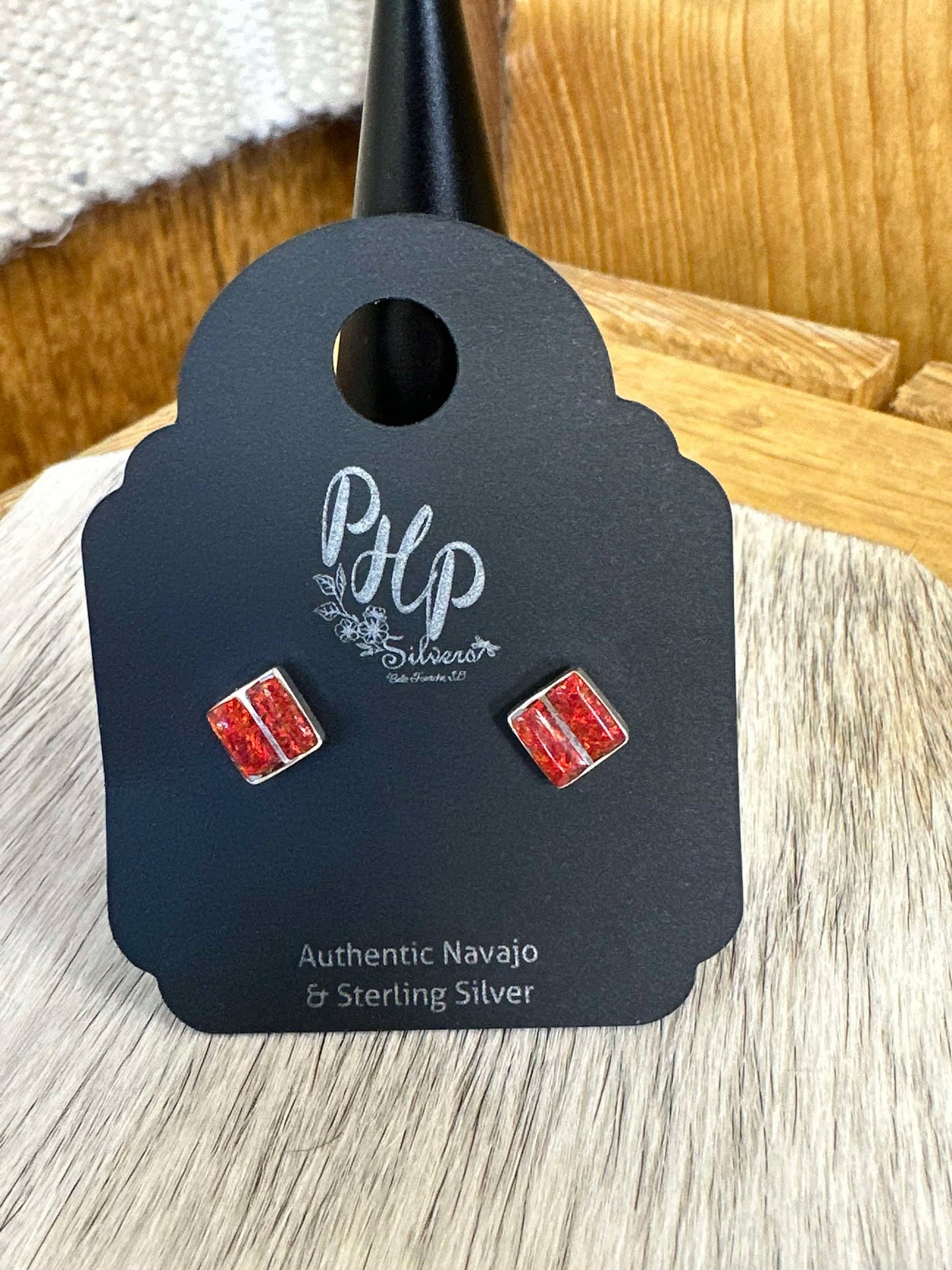 Opal sparkle red studs