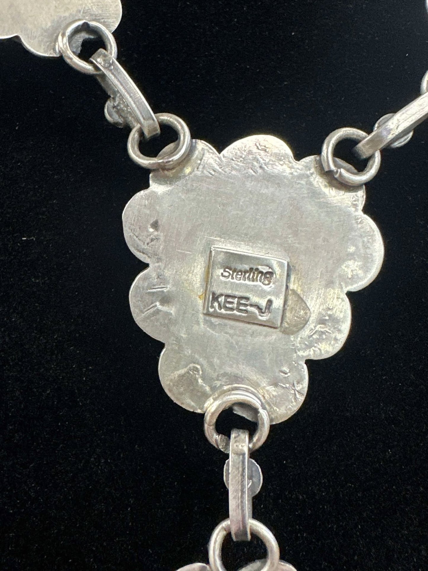 White Buffalo Lariat necklace and matching earrings set