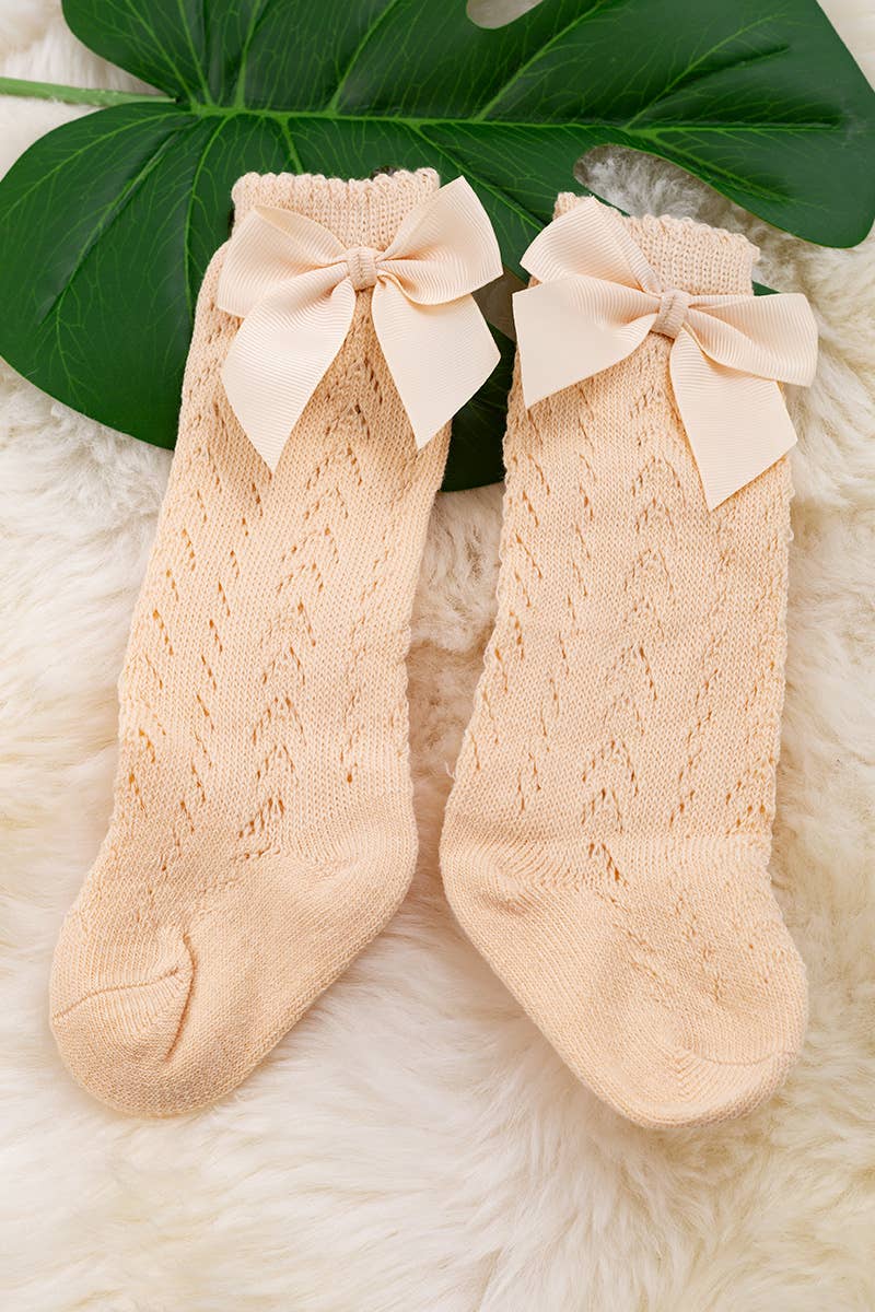 KNEE HIGH MESH BABY SOCKS.