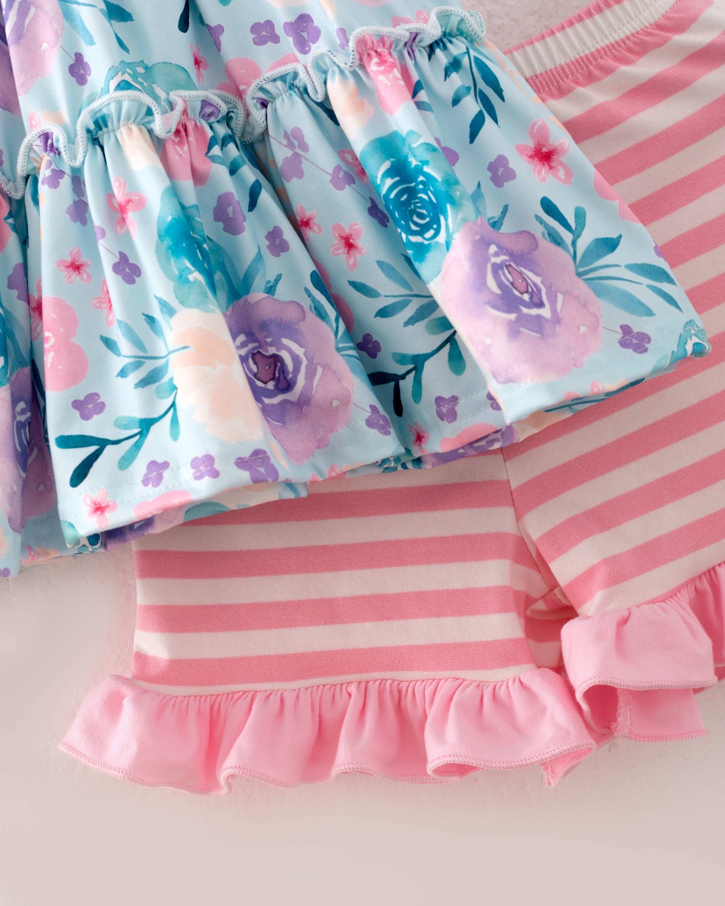 Pastel Plaid Flower Pocket Outfit with shorts