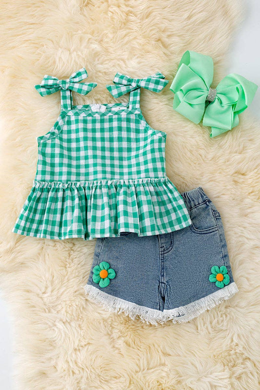Green gingham ruffle top & denim shorts
