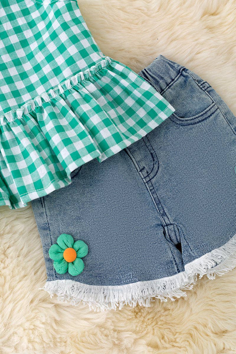 Green gingham ruffle top & denim shorts