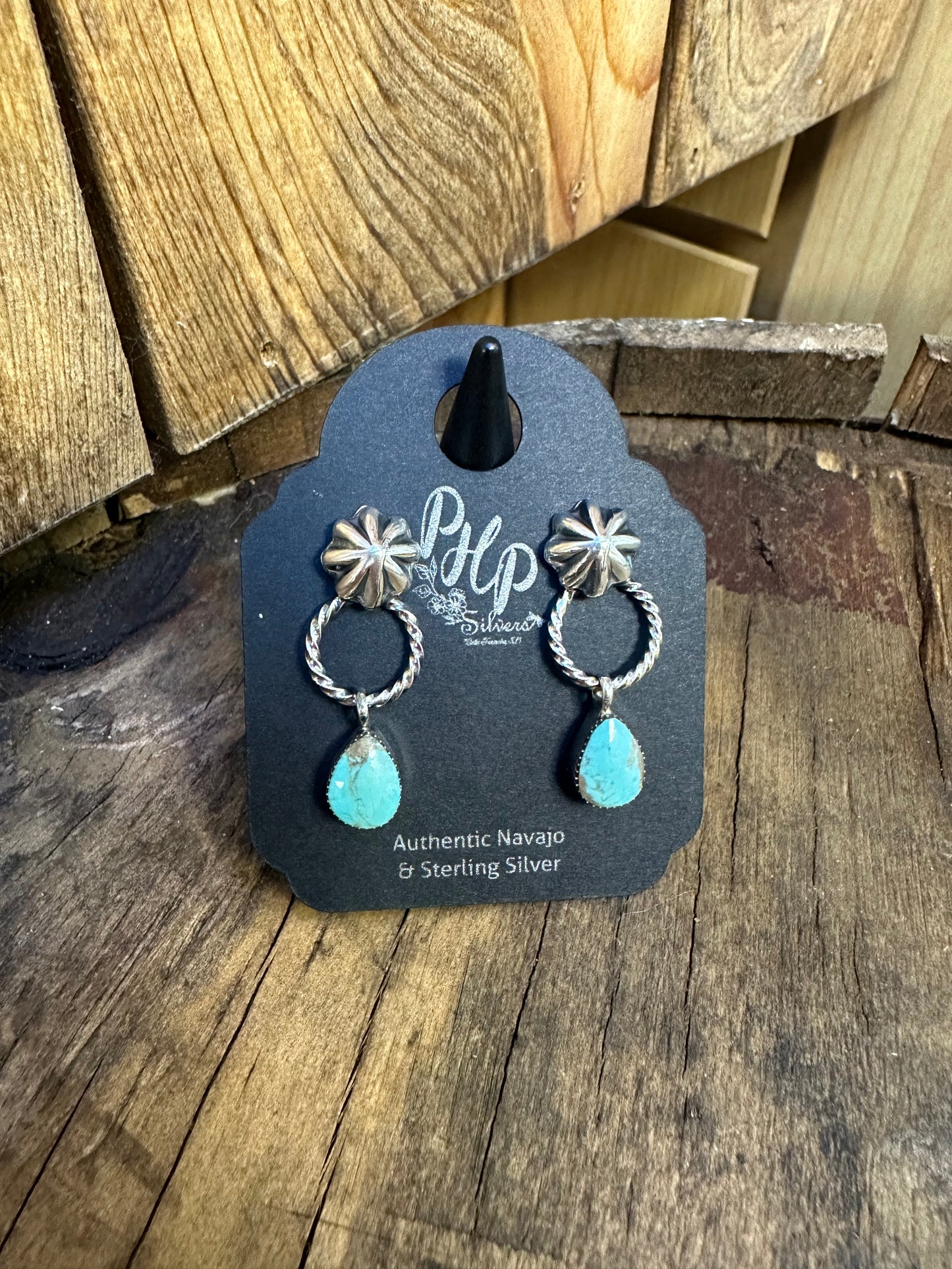 KINGMAN STAR STUD W/SM HOOP W/STONE