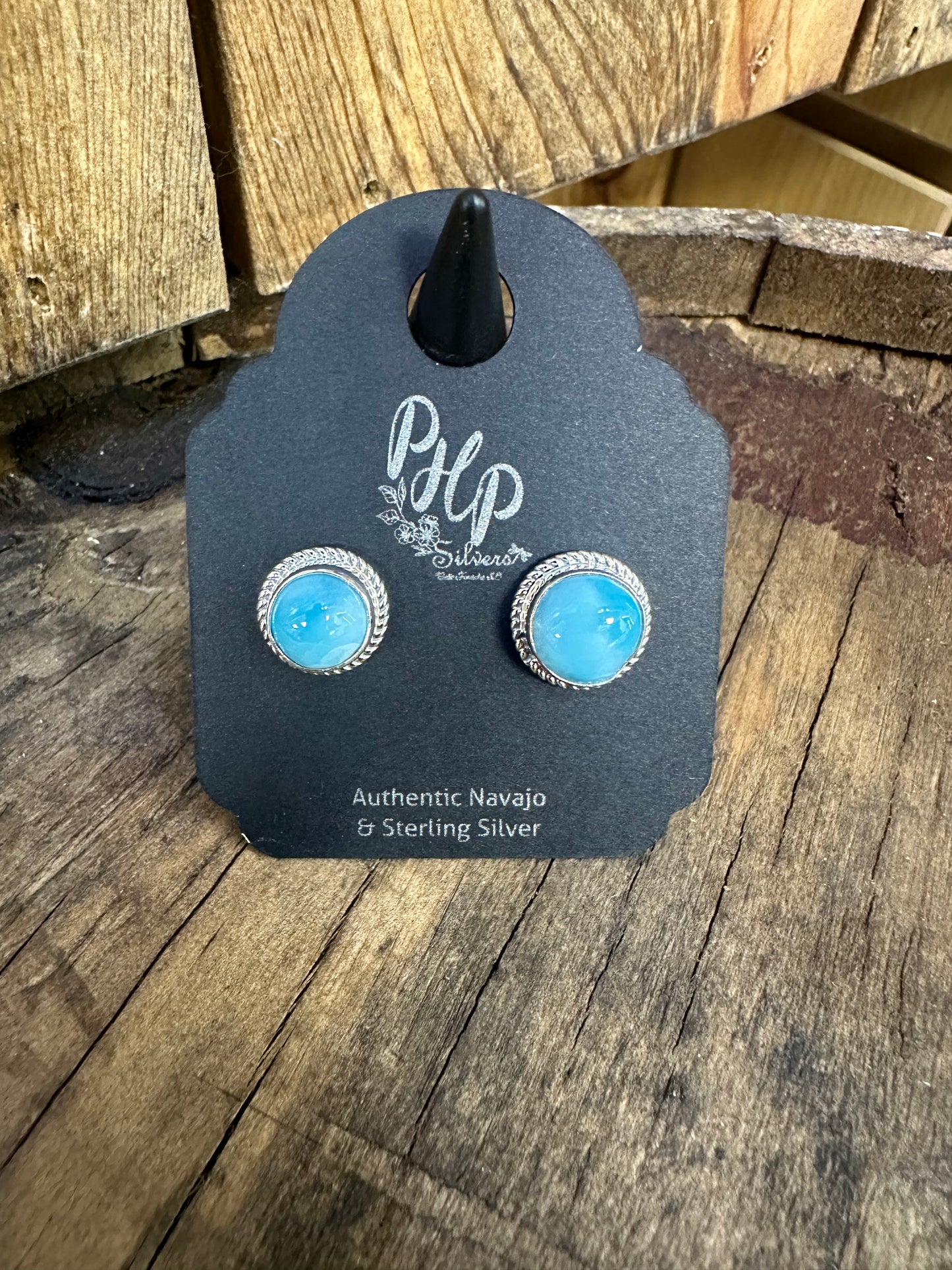 Golden Hills Sm. Round Stud with Silver Edge