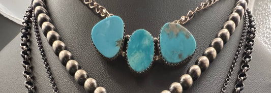 NECKLACE-Kingman 3 stone