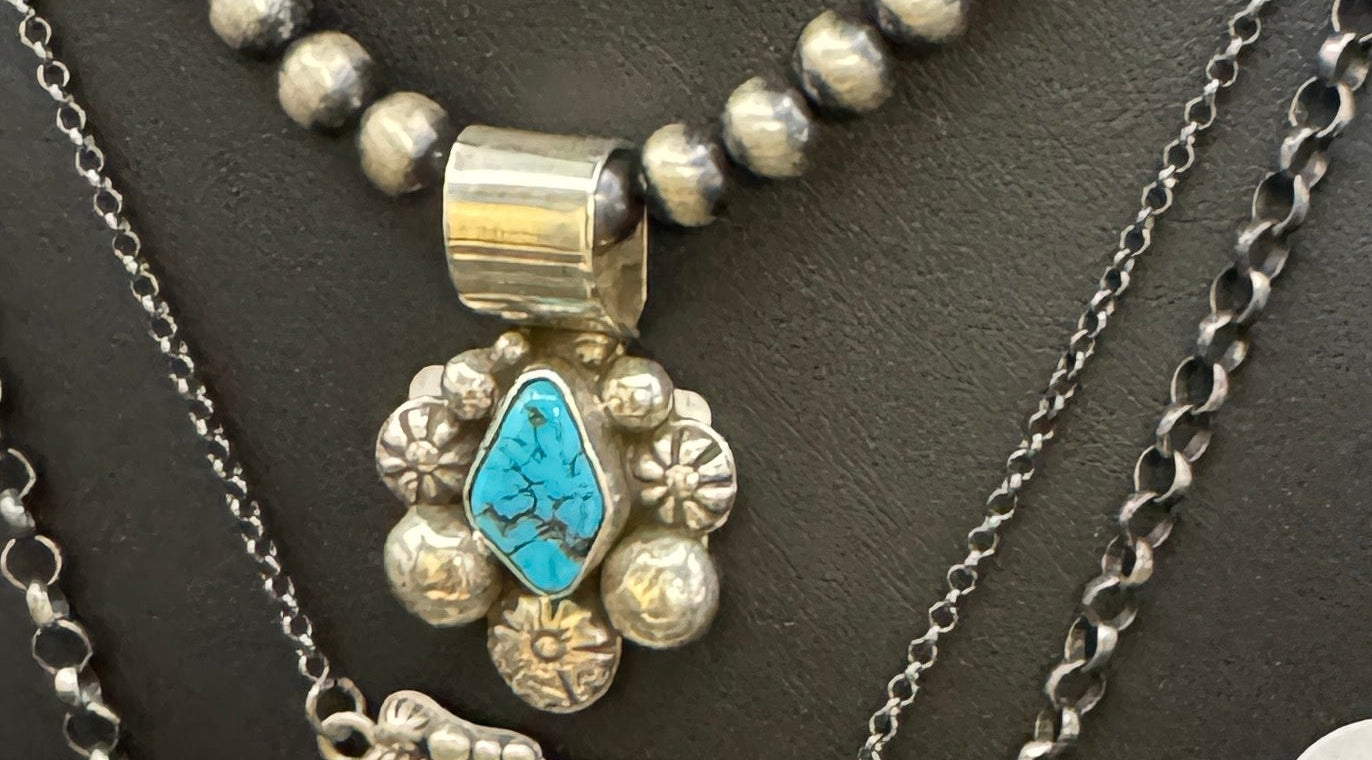 Kingman pendant