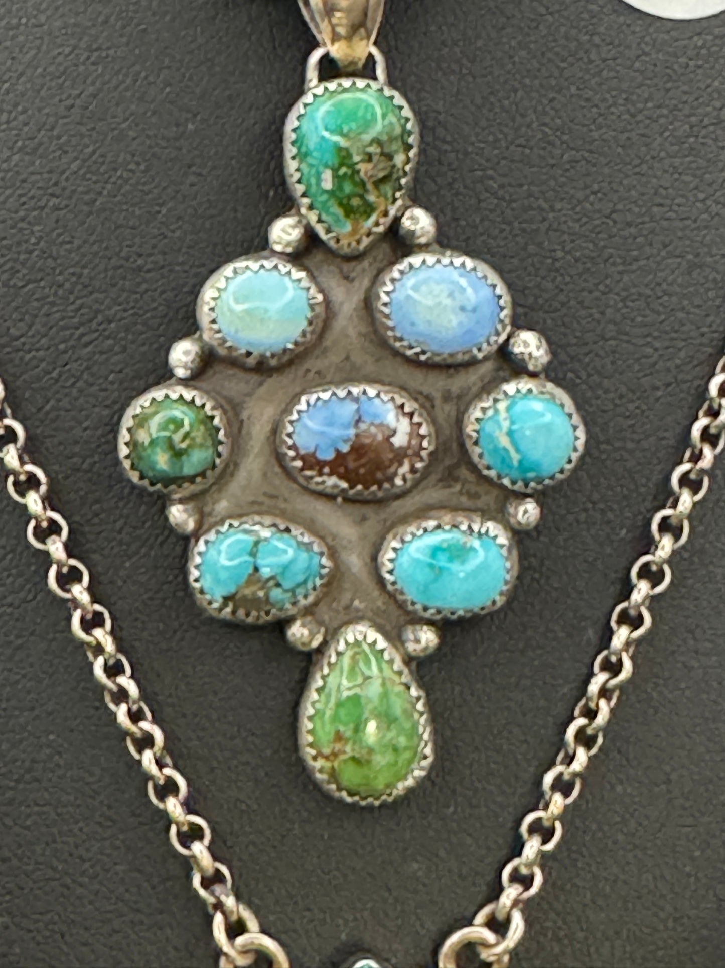 mixed stone triangle shape